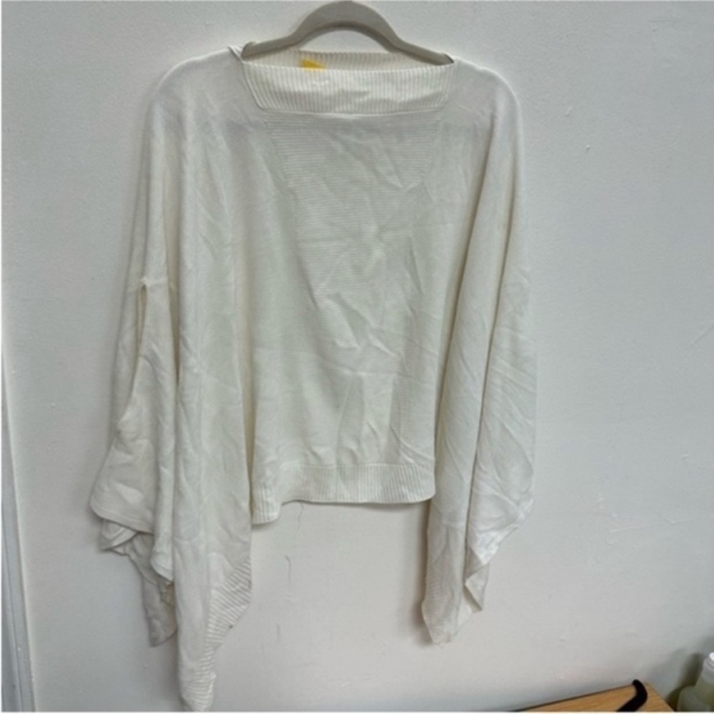 Lululemon cream shrug poncho One size